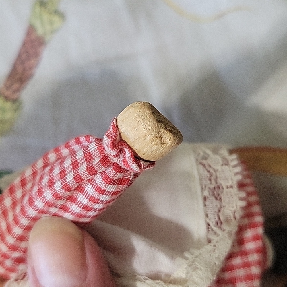 Handcrafted Raggedy Ann - Picture 9 of 10
